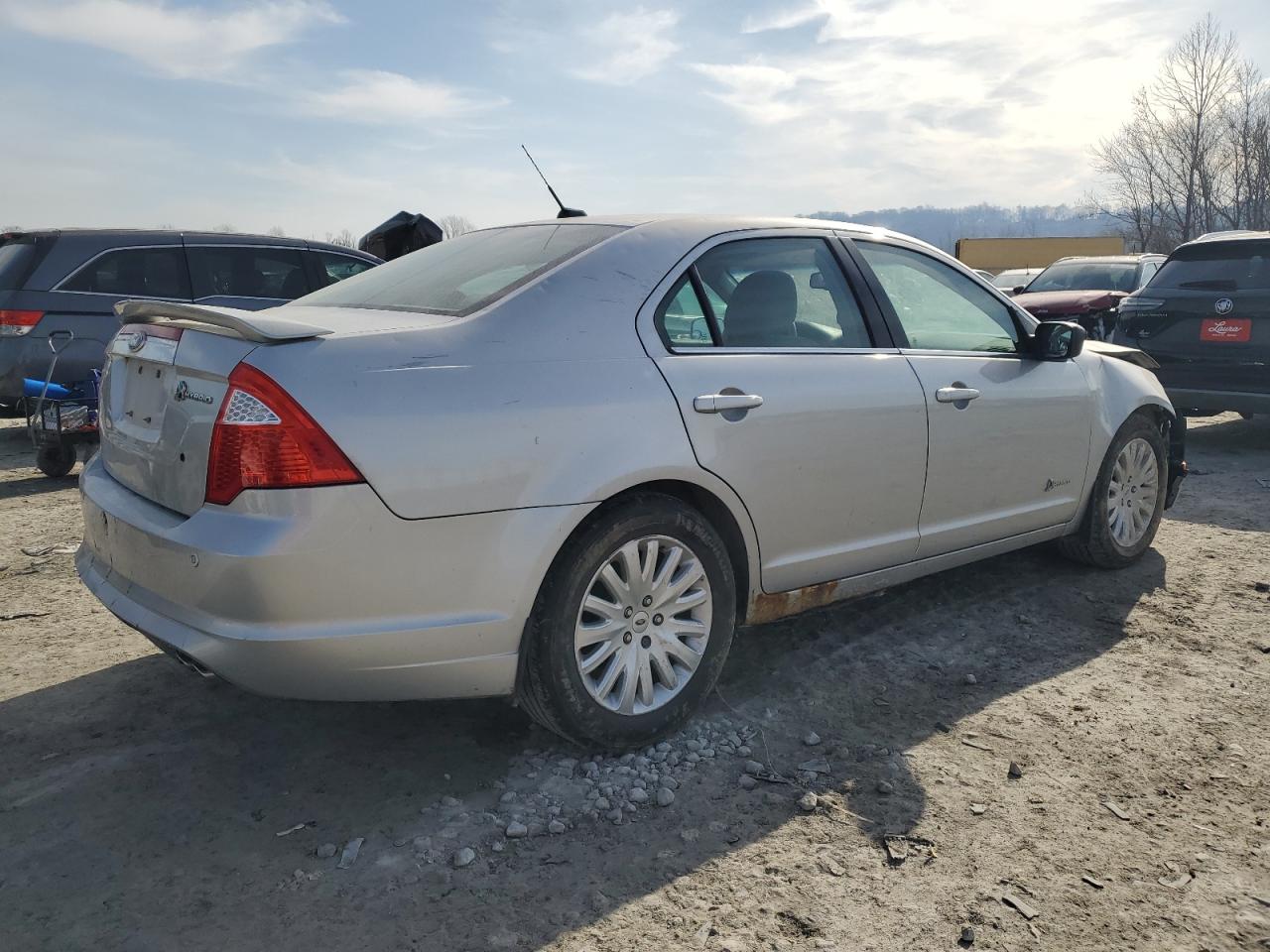 2010 Ford Fusion - Image 3