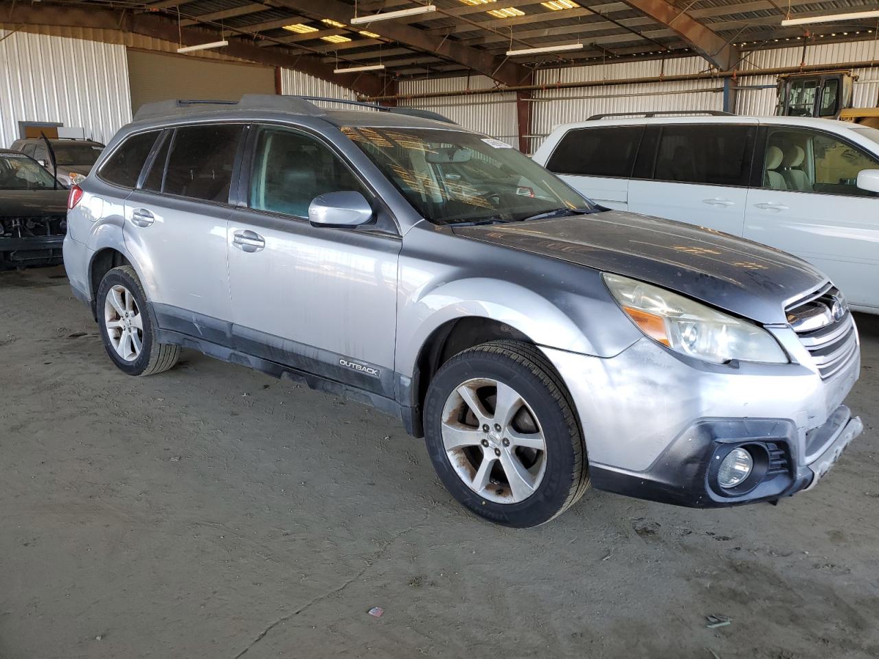 2013 Subaru Outback - Image 4