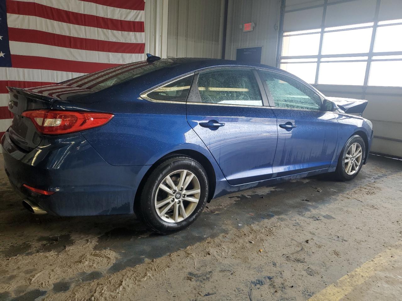 2015 Hyundai Sonata - Image 3