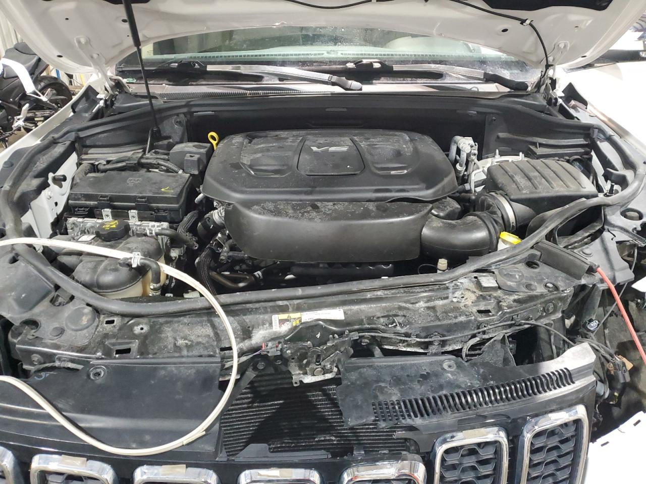 2019 Jeep Grand Cherokee - Image 12