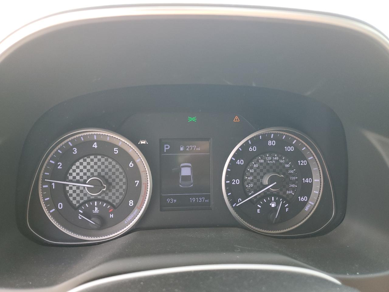 2020 Hyundai Elantra - Image 9