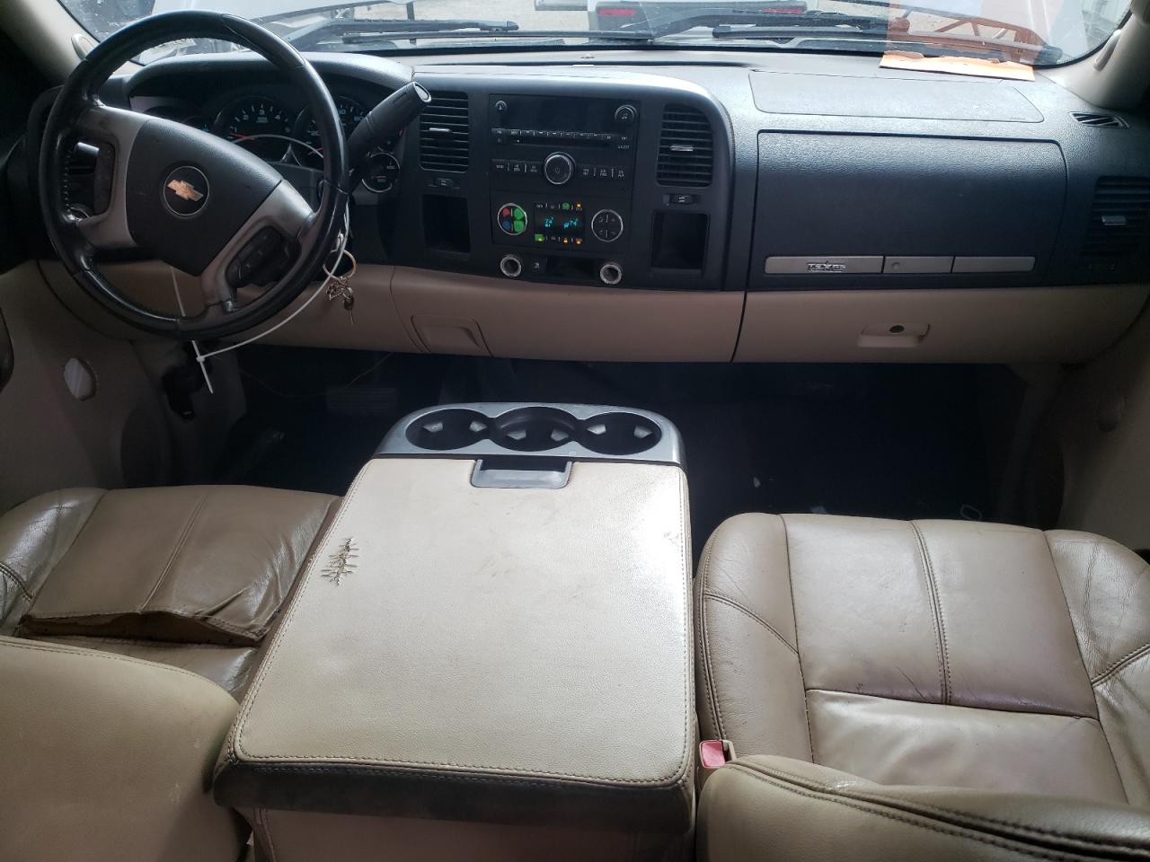 2009 Chevrolet Silverado - Image 8