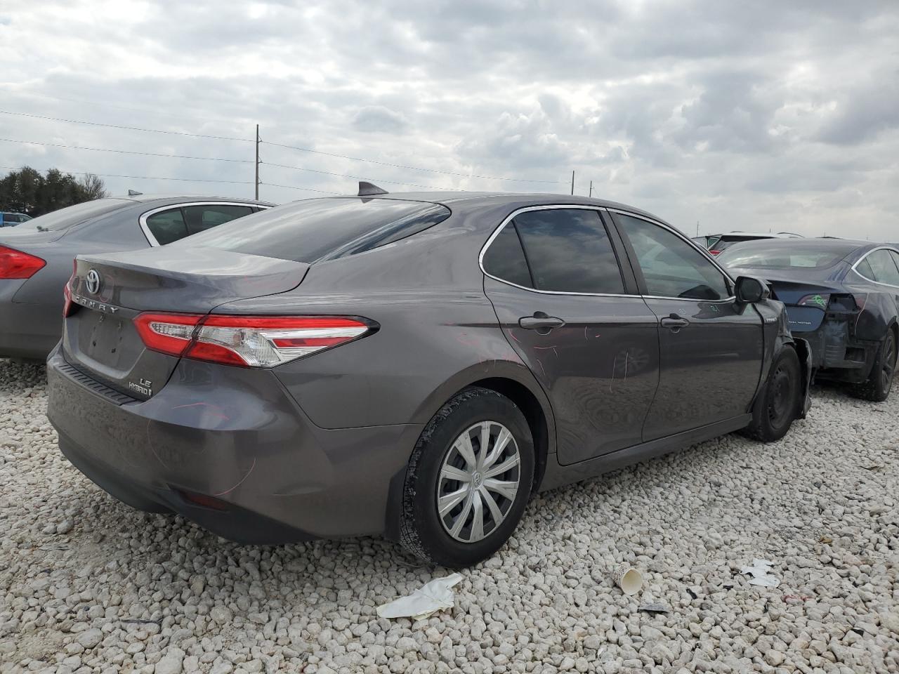 2019 Toyota Camry - Image 3