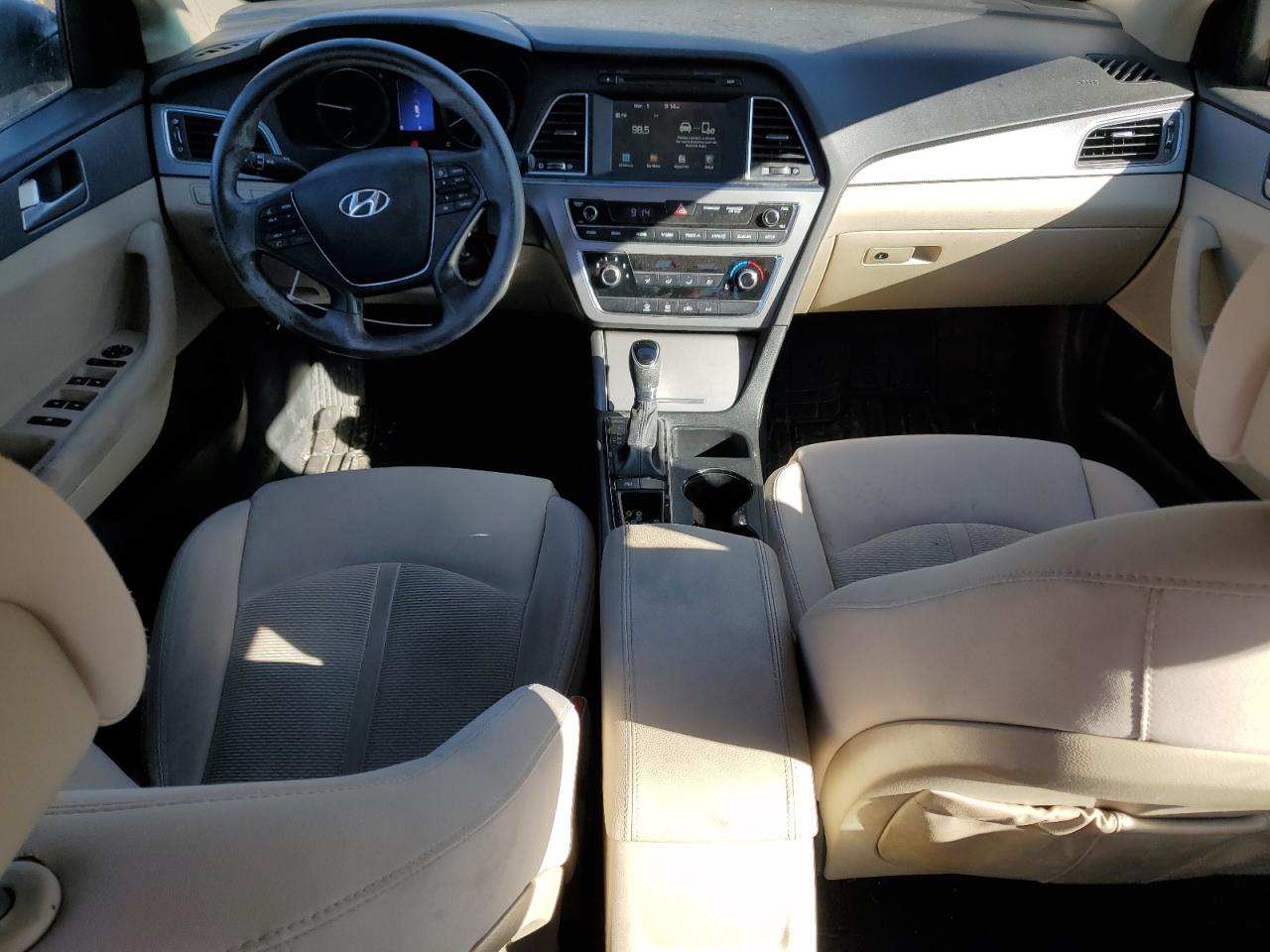 2016 Hyundai Sonata - Image 8