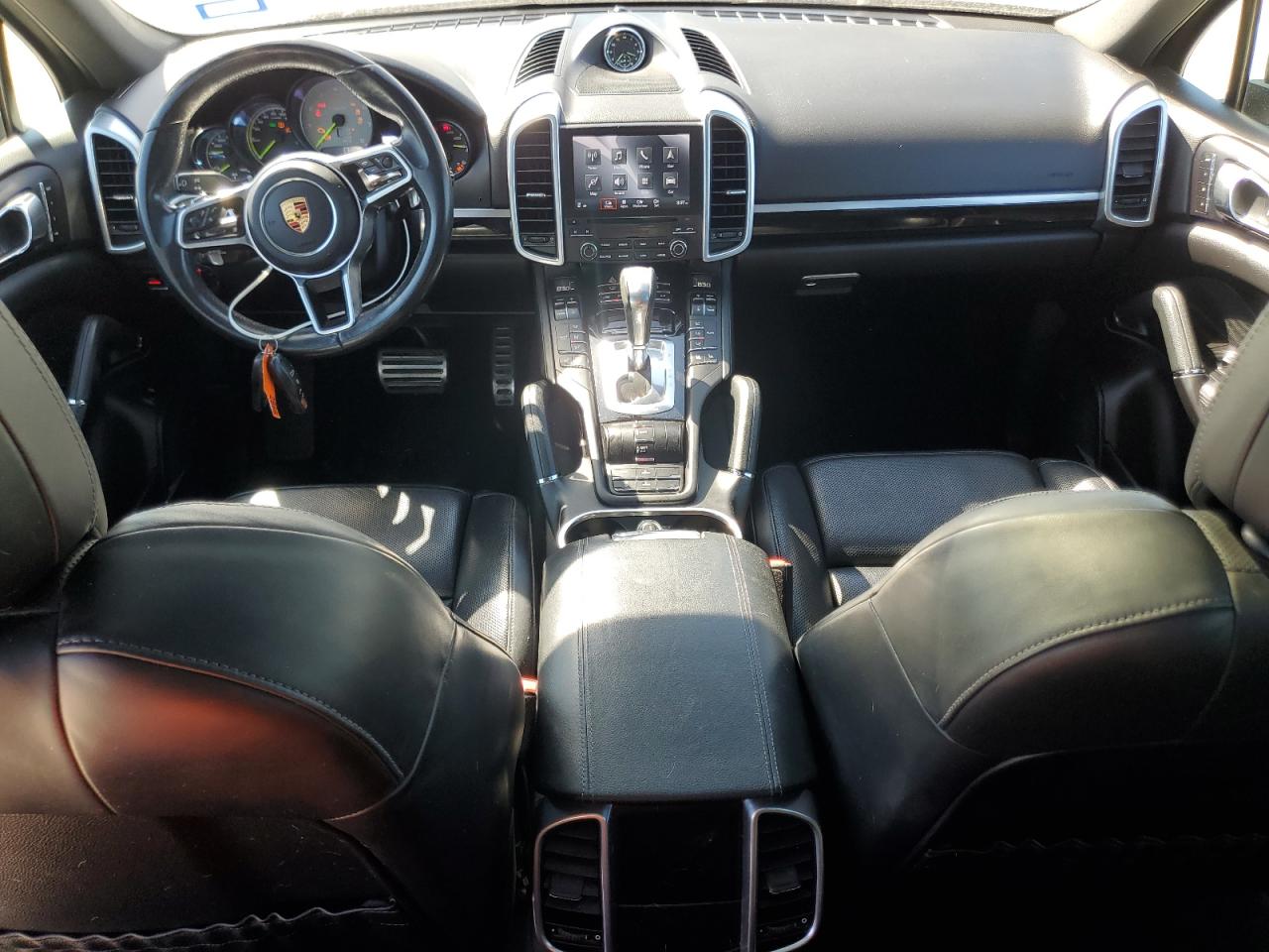2017 Porsche Cayenne - Image 8