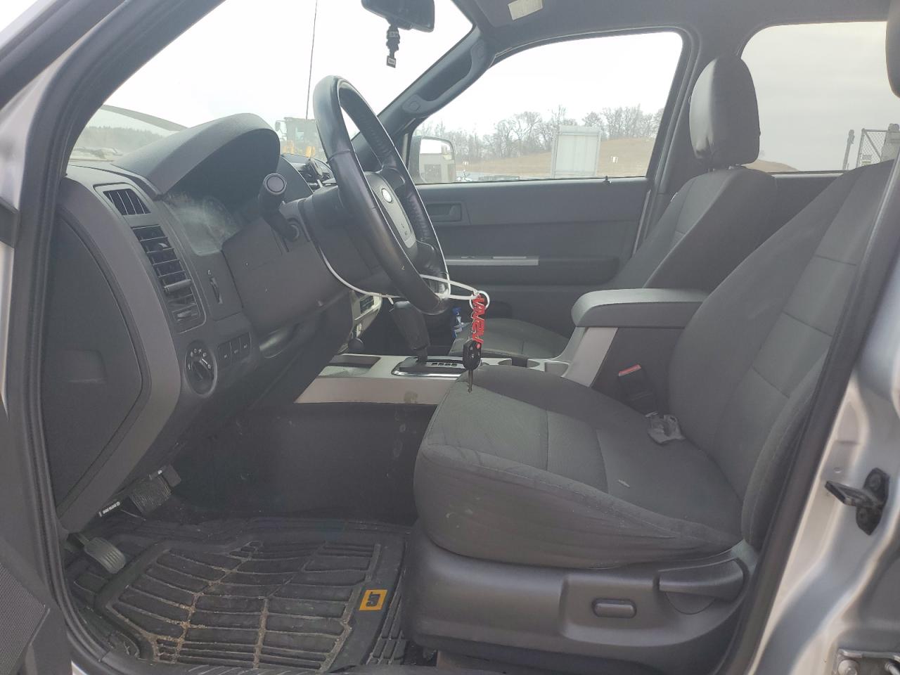 2010 Ford Escape - Image 7