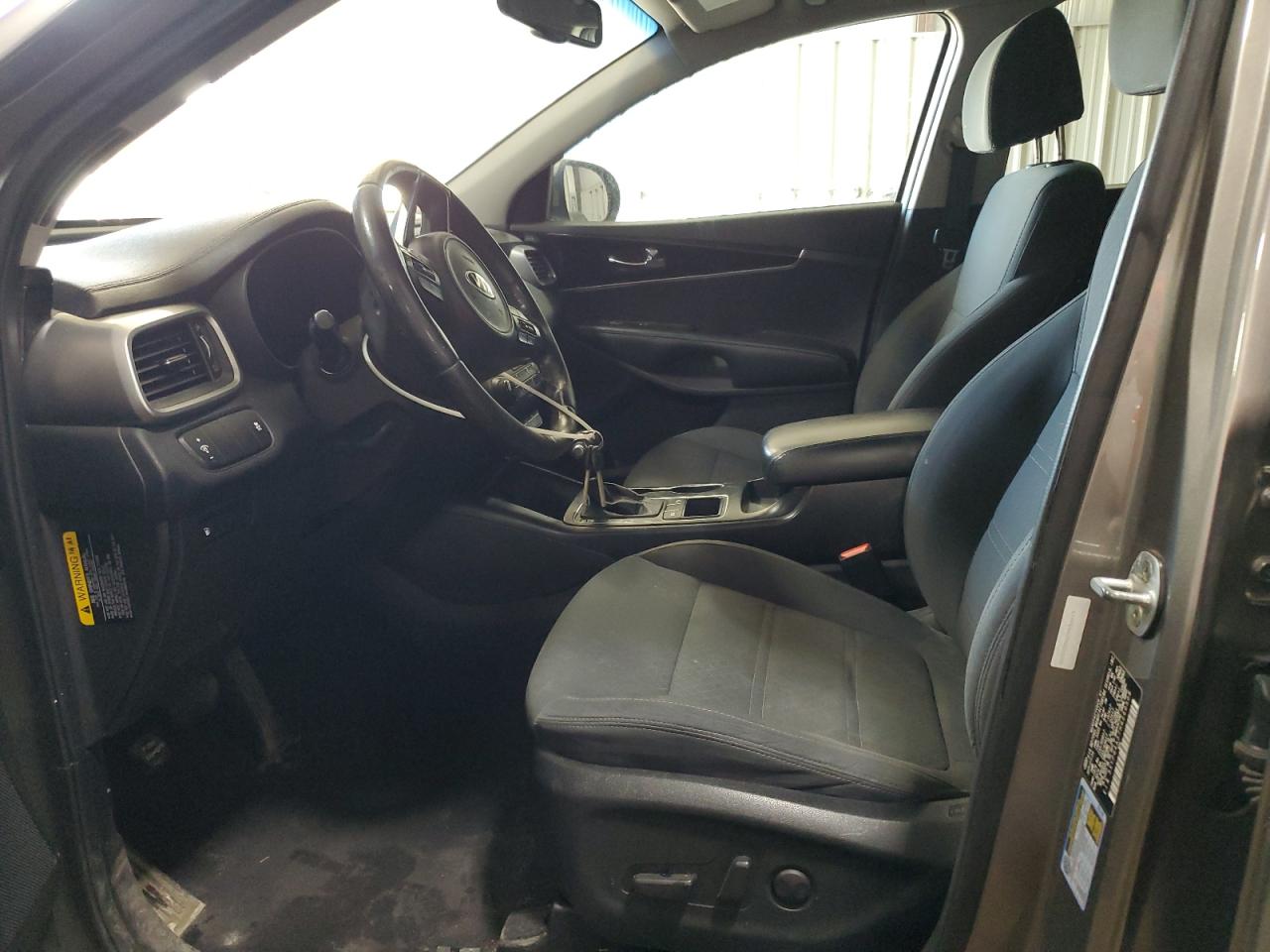 2017 Kia Sorento - Image 7