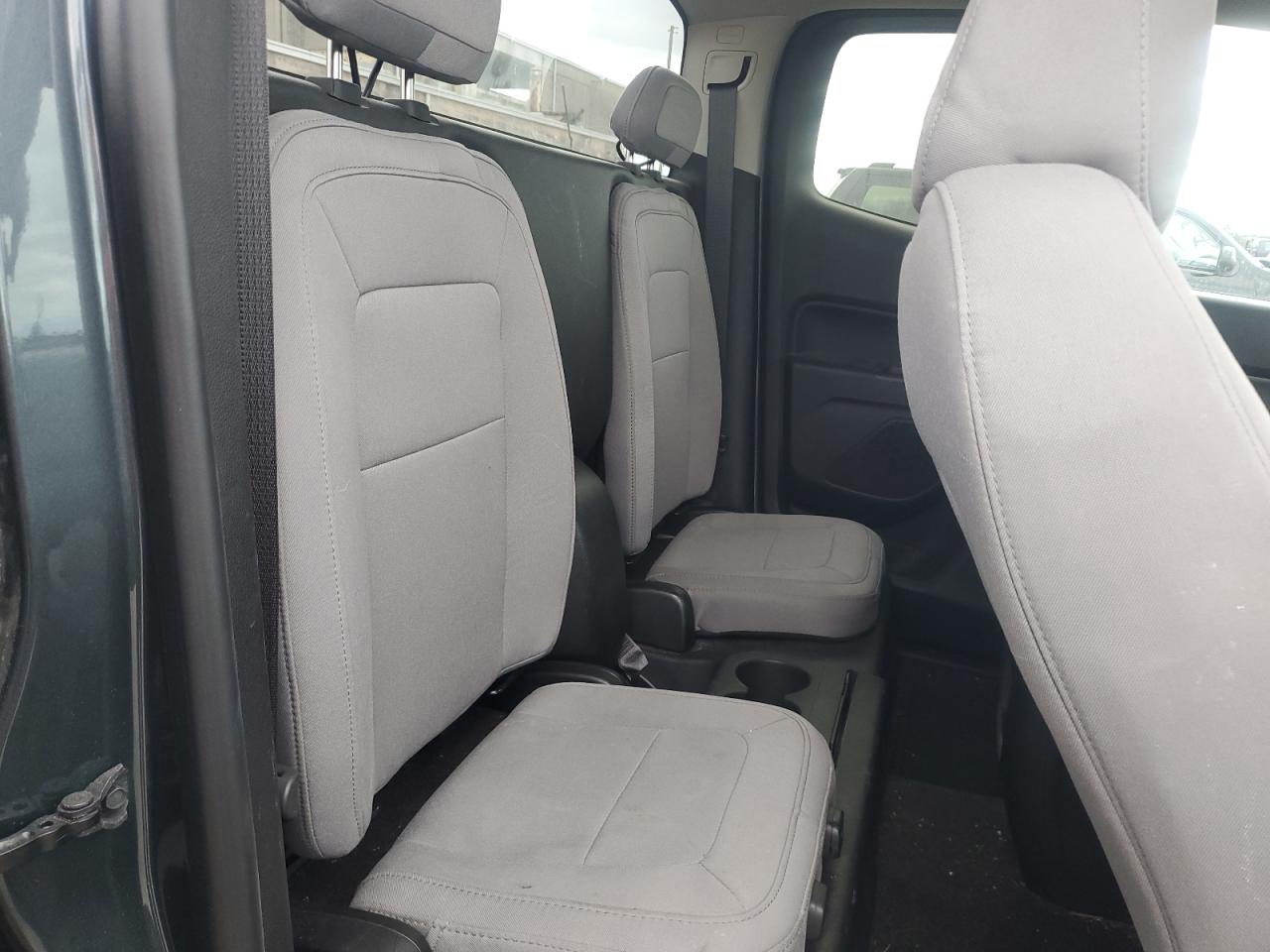 2015 GMC Canyon - Image 10