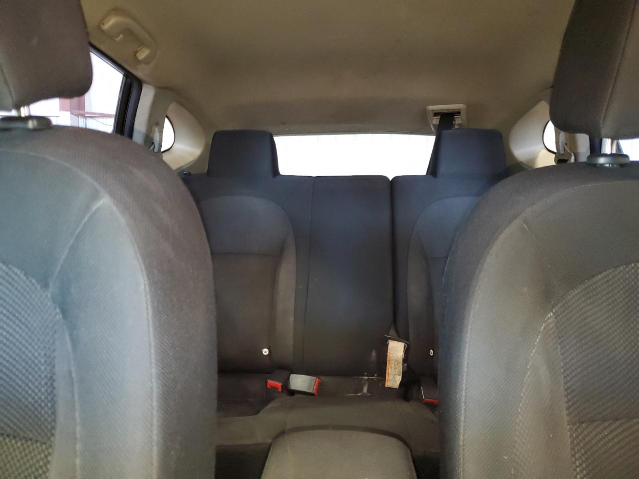 2015 Nissan Rogue - Image 10