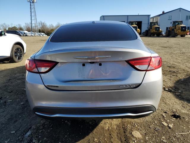  CHRYSLER 200 2015 Srebrny