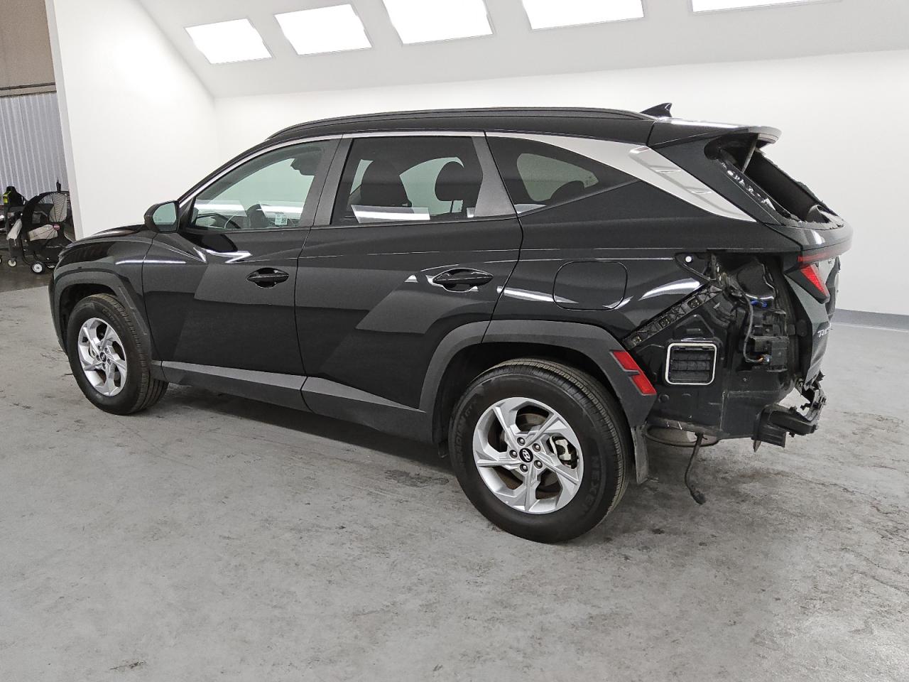 2024 Hyundai Tucson - Image 2