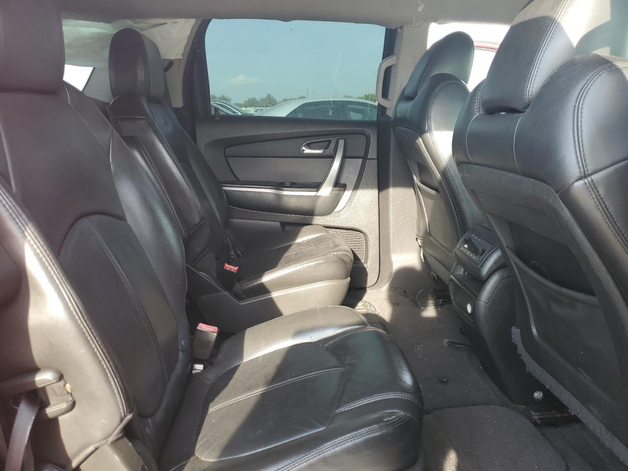 2012 GMC Acadia - Image 11