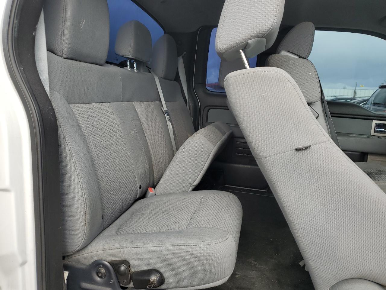 2011 Ford F-150 - Image 10