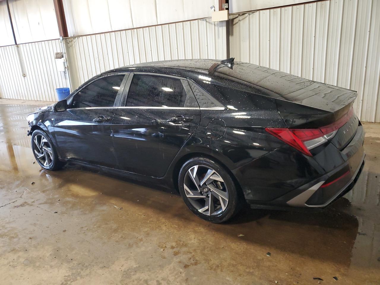 2024 Hyundai Elantra - Image 2