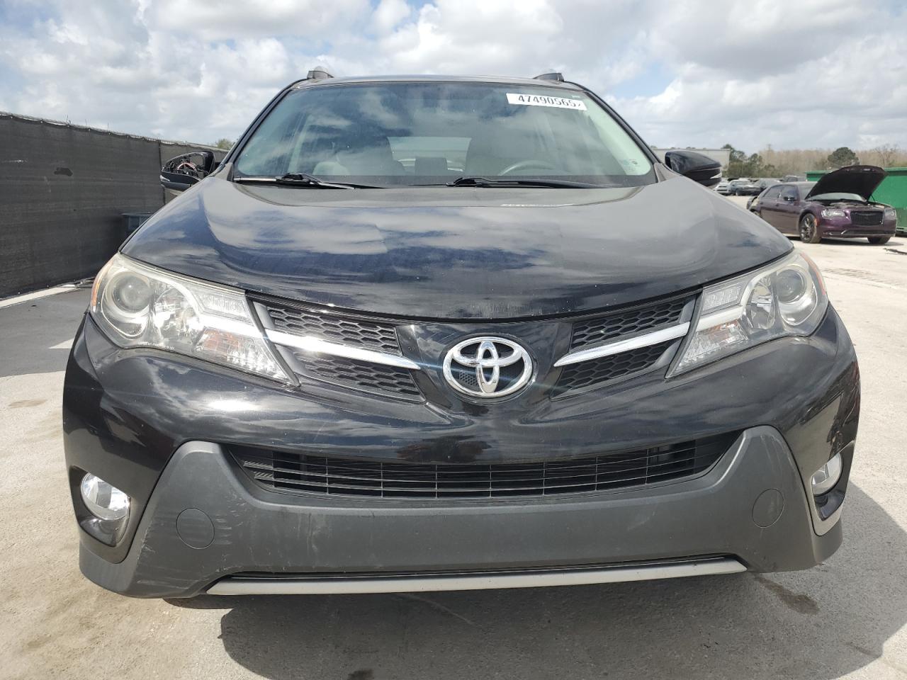 2014 Toyota RAV 4 - Image 5