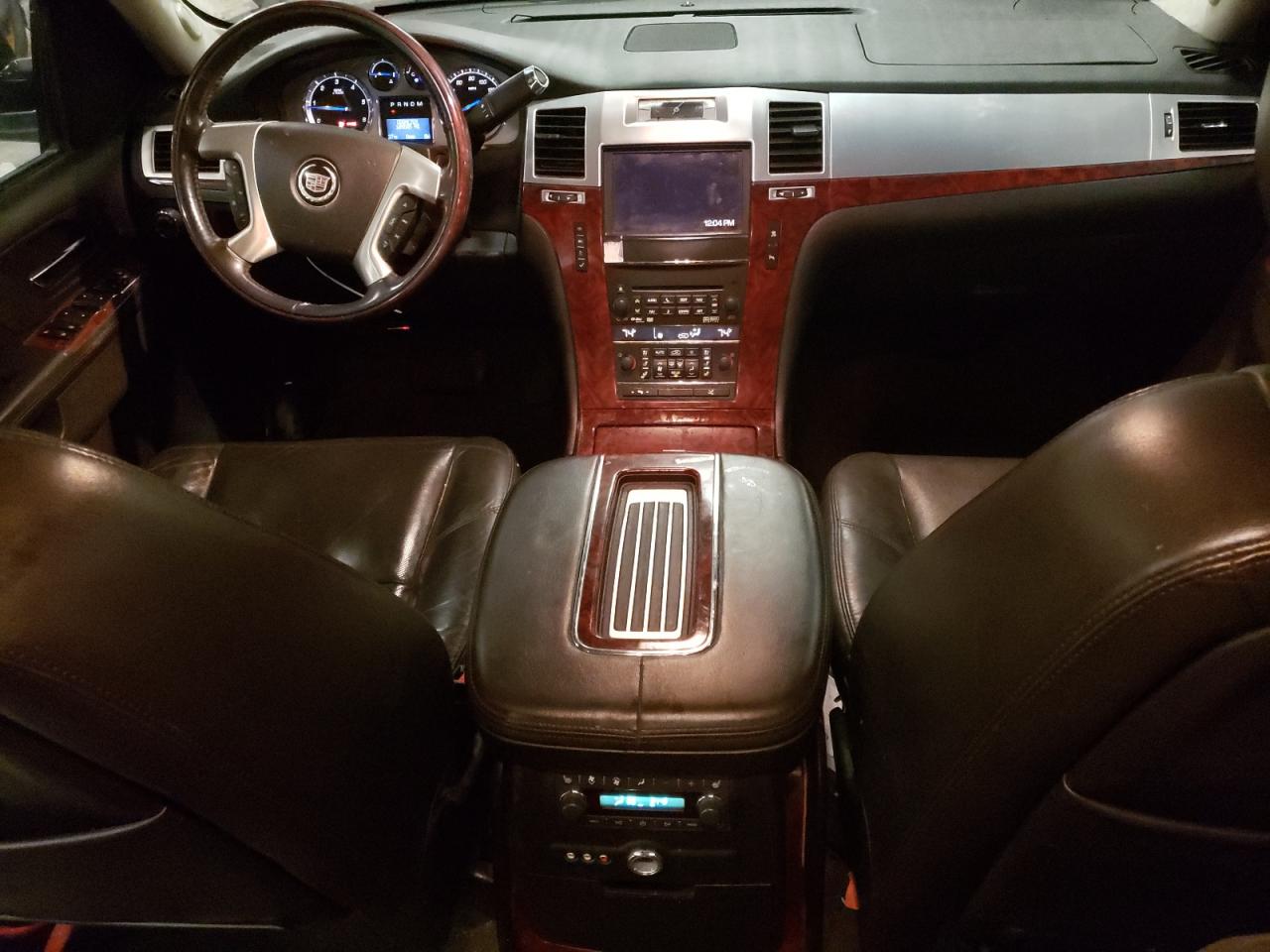 2011 Cadillac Escalade - Image 8