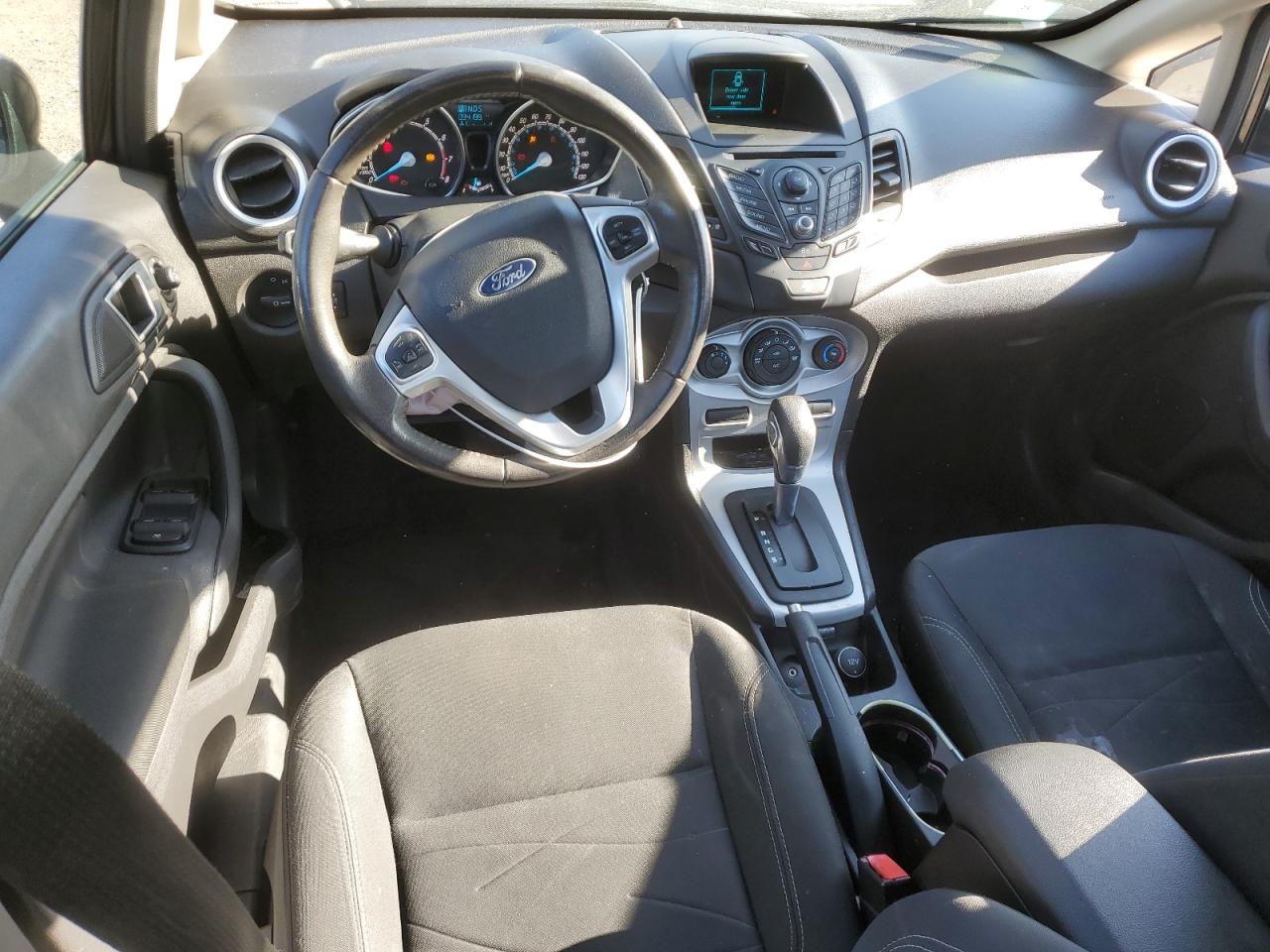 2015 Ford Fiesta - Image 8