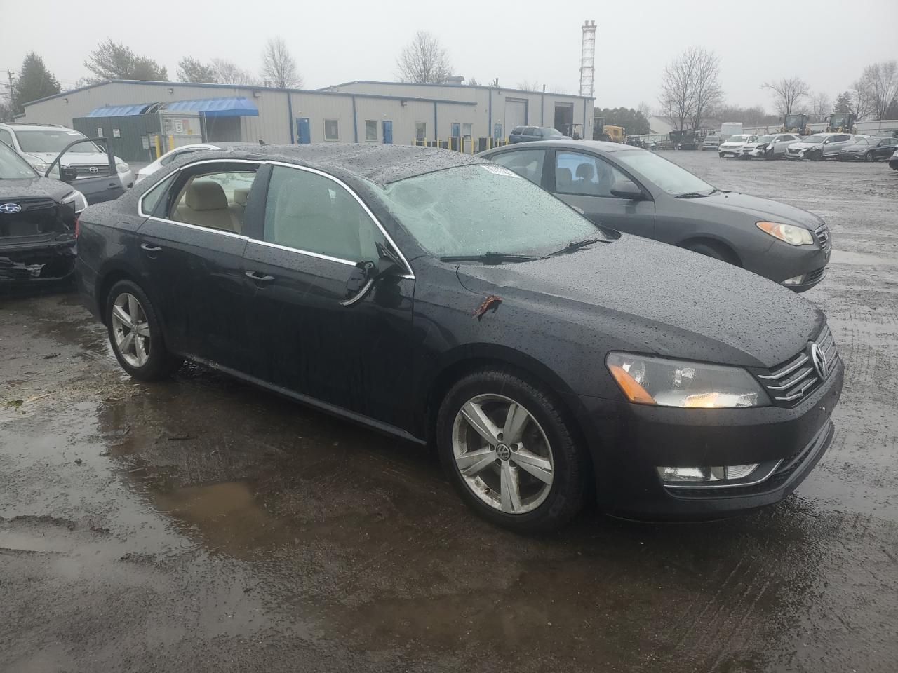 2015 Volkswagen Passat - Image 4