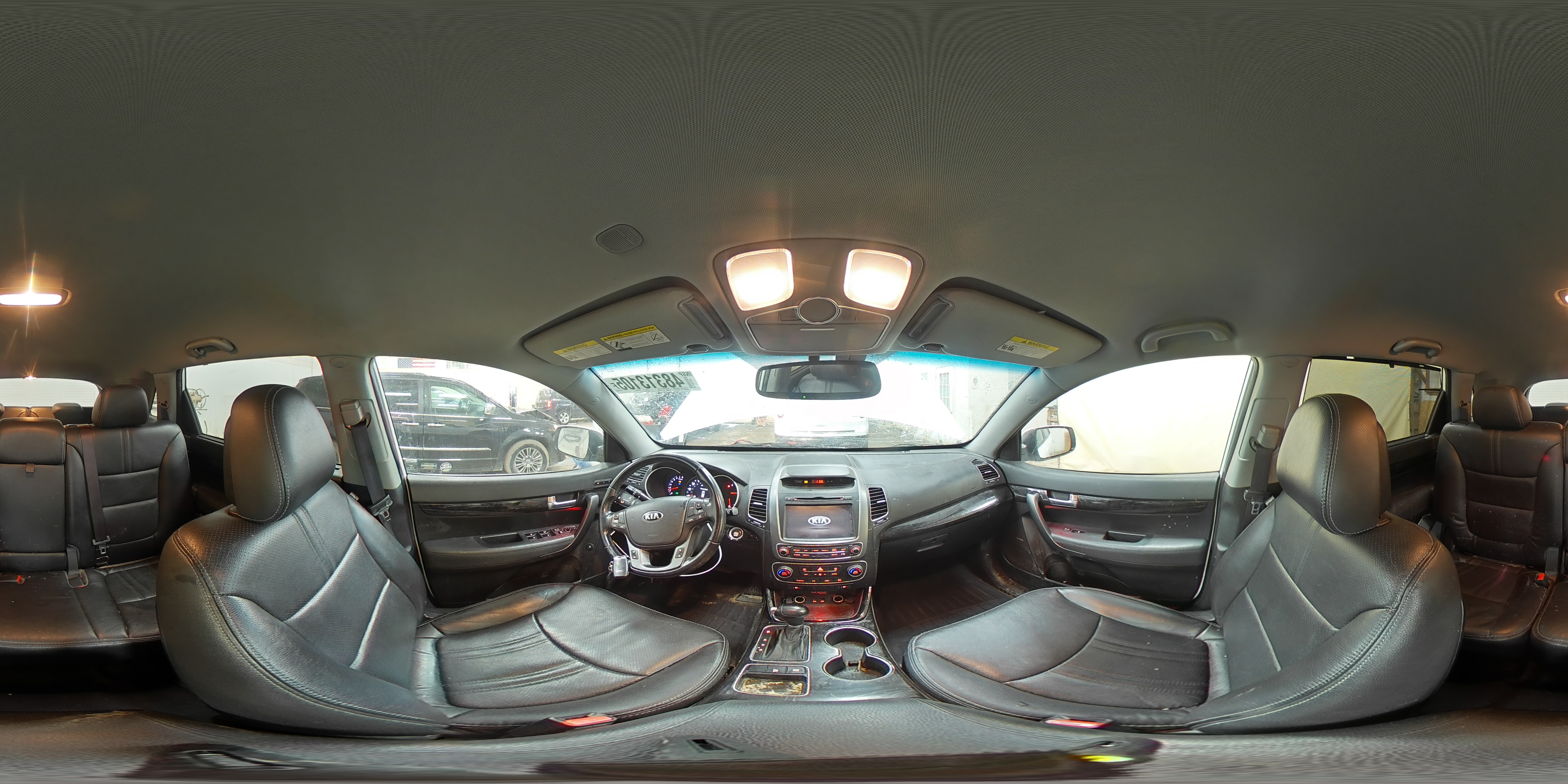 2014 Kia Sorento - Image 16