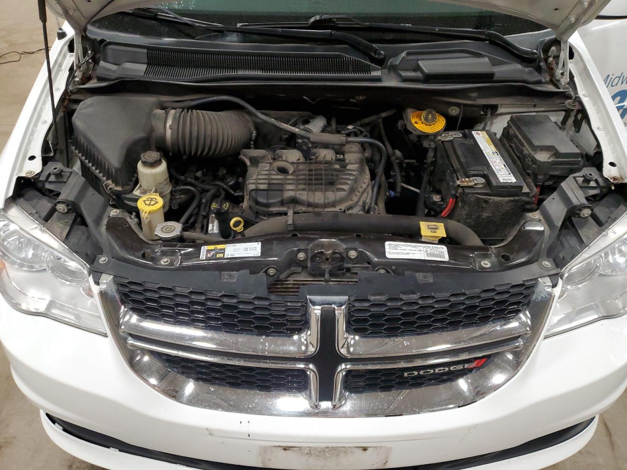 2015 Dodge Caravan - Image 12