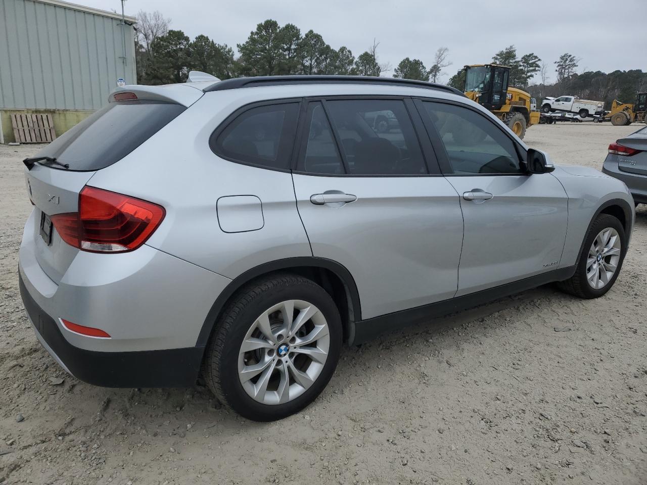 2014 BMW X1 - Image 3