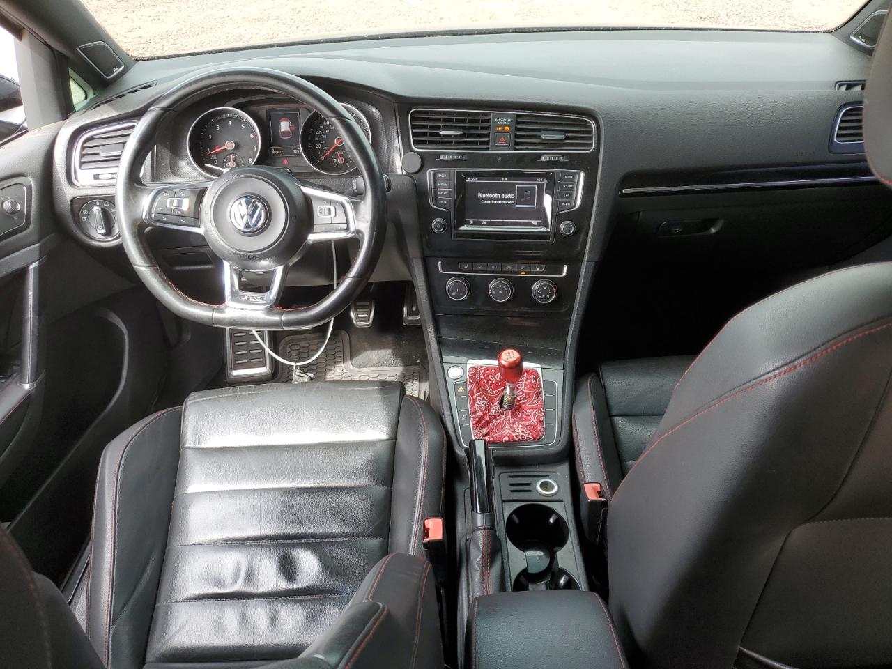 2015 Volkswagen GTI - Image 8