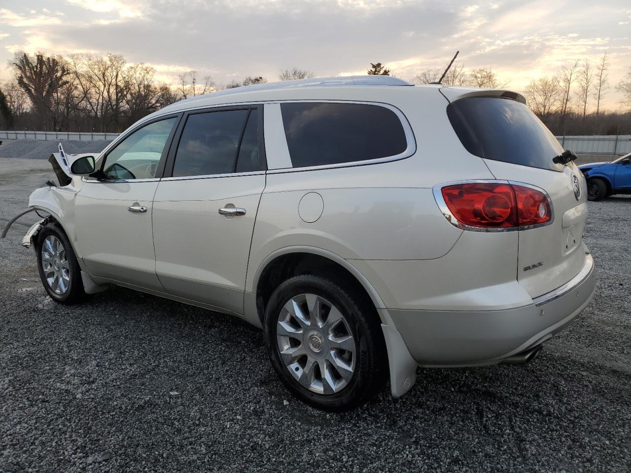 2011 Buick Enclave - Image 2