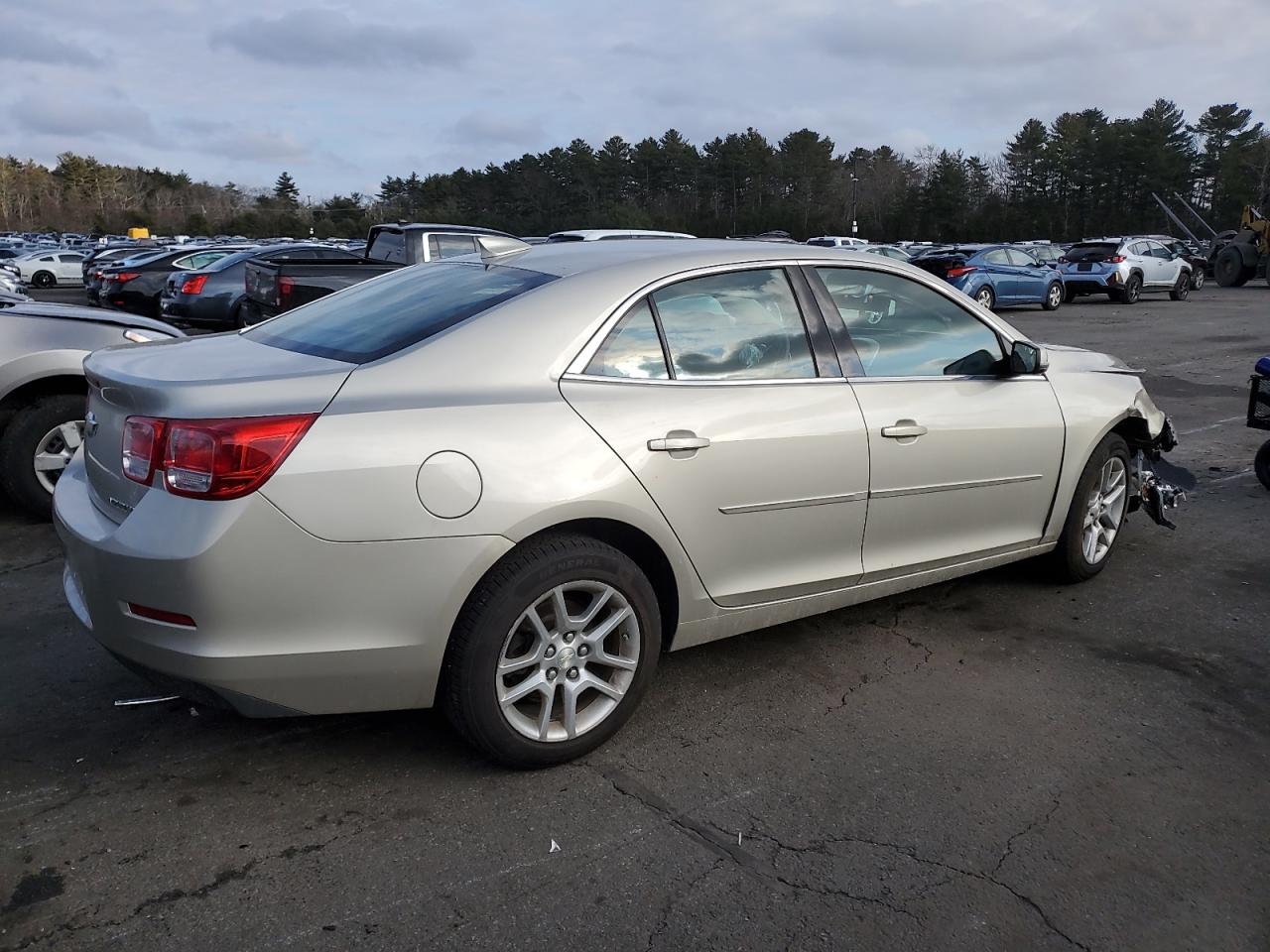 2016 Chevrolet Malibu - Image 3