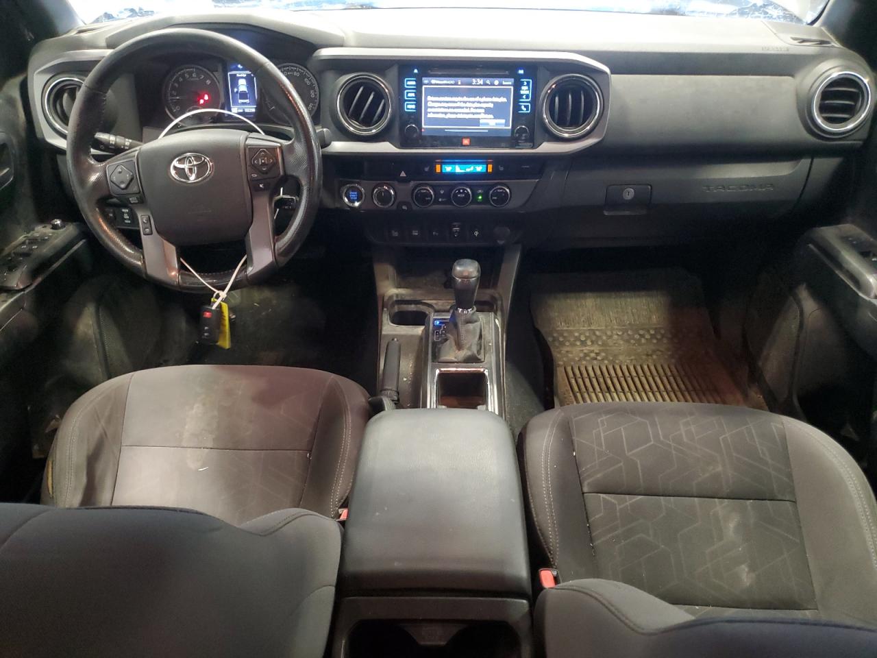 2016 Toyota Tacoma - Image 8