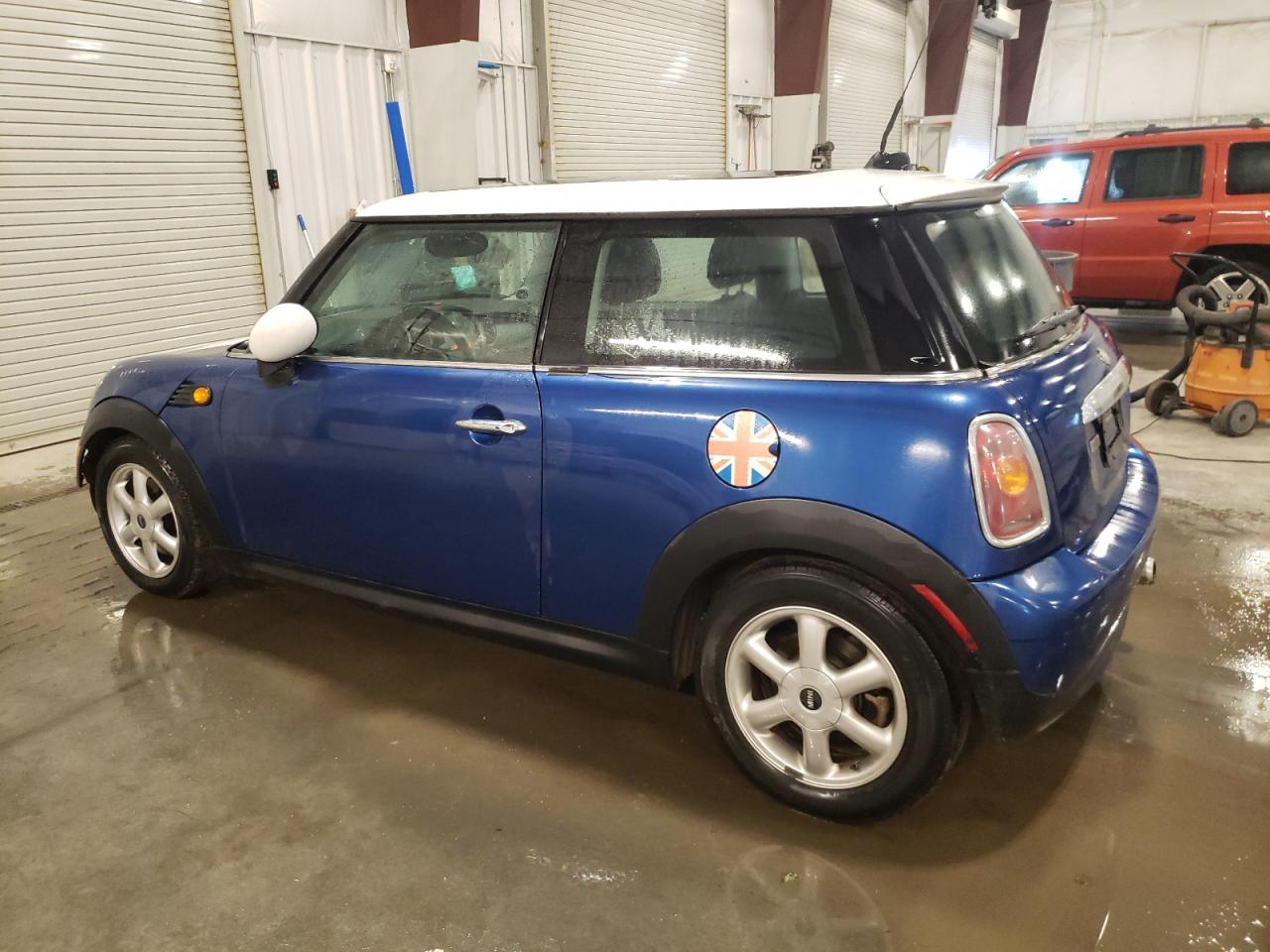 MINI COOPER 2008 WMWMF33558TT67668 Photo 2