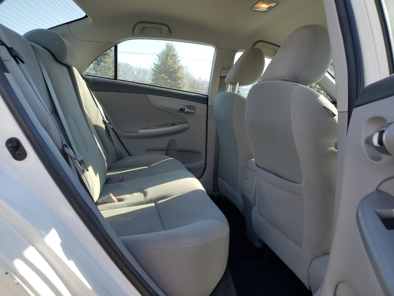 2012 Toyota Corolla - Image 10