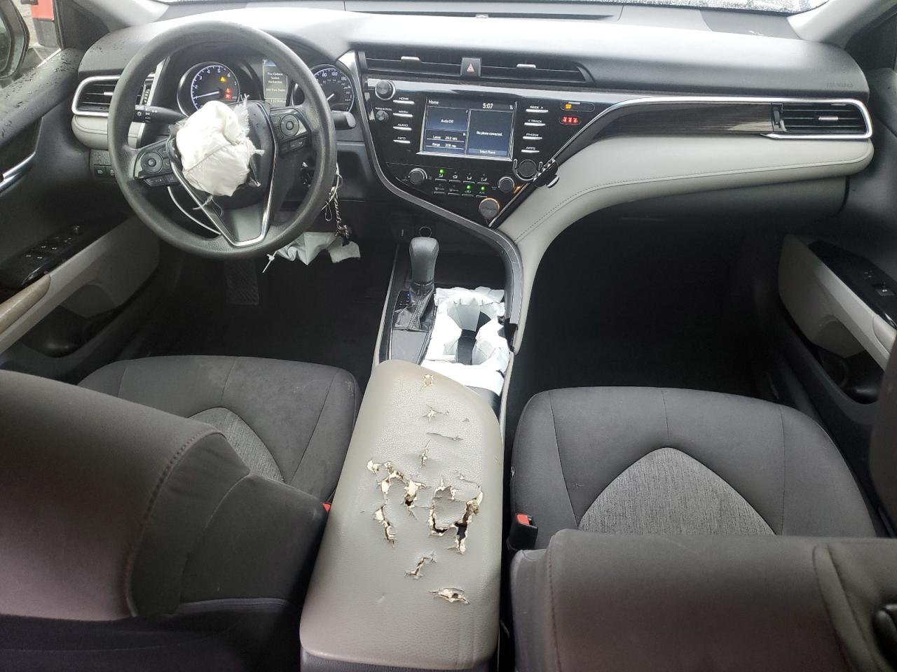 2018 Toyota Camry - Image 8