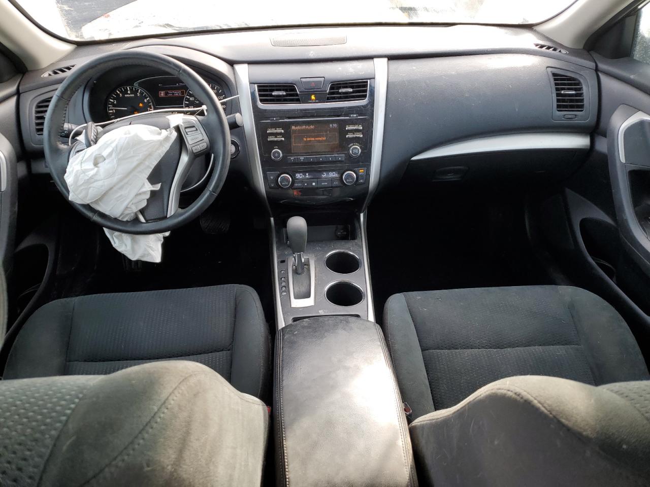 2015 Nissan Altima - Image 8