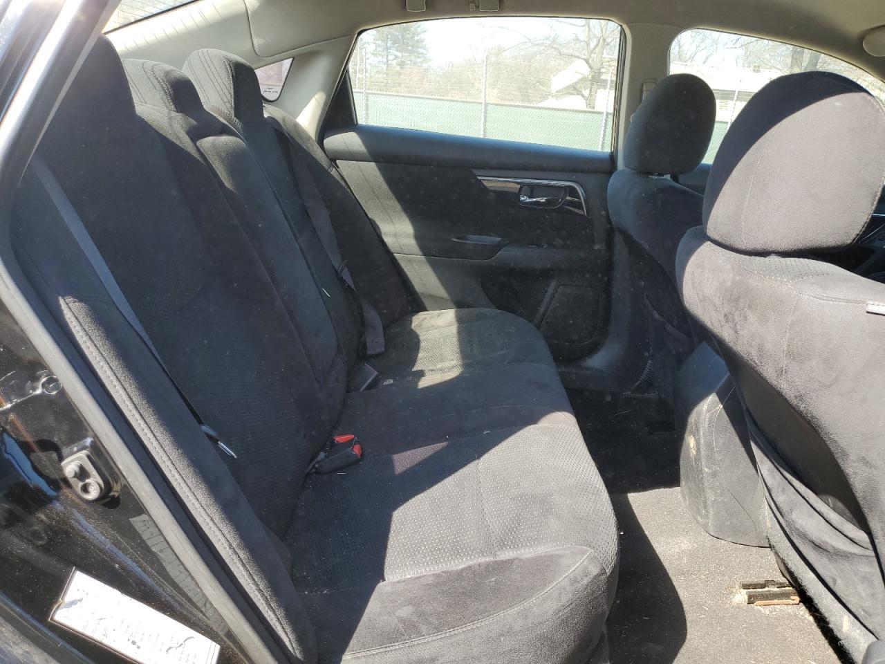 2014 Nissan Altima - Image 10