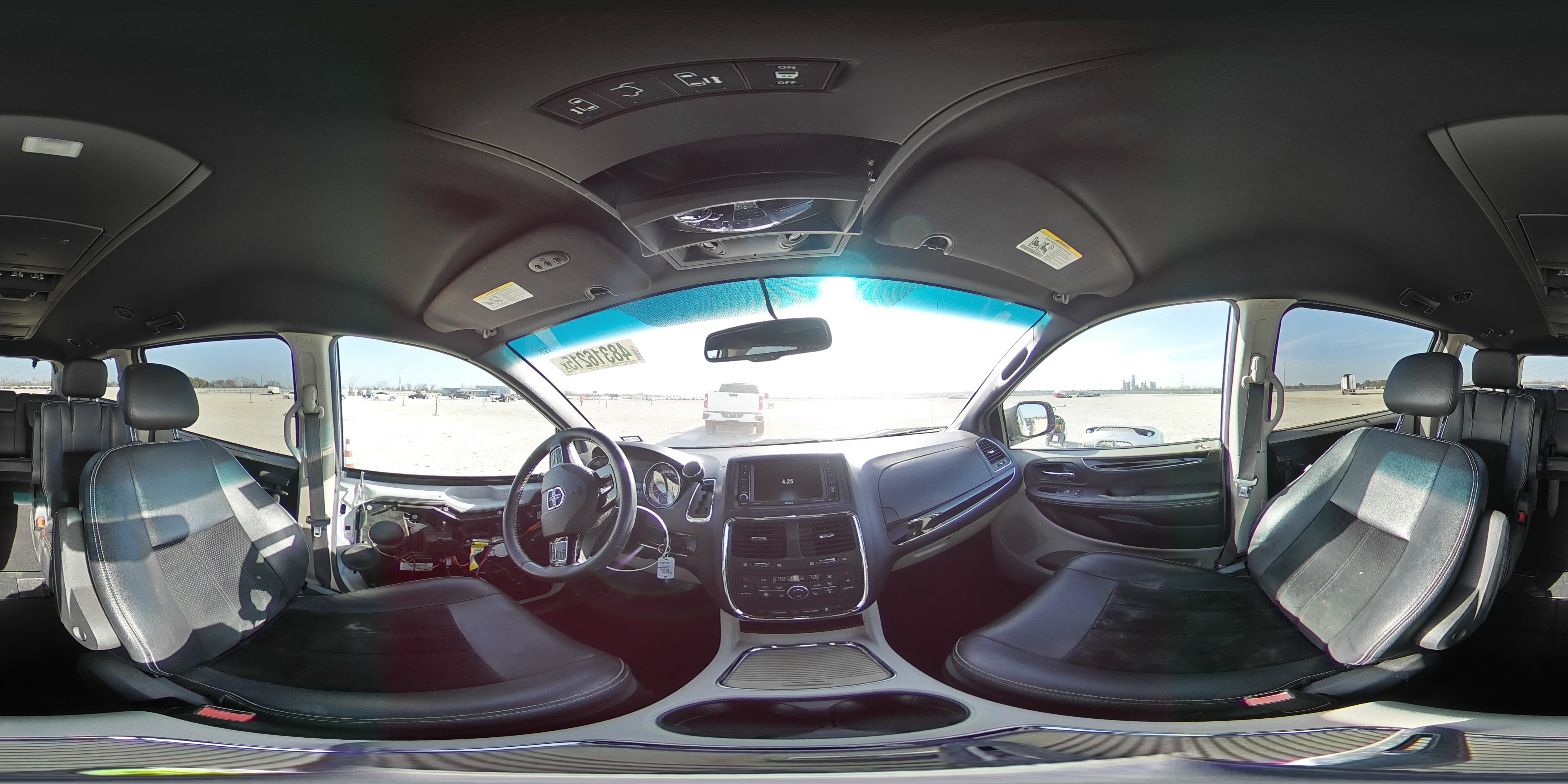 2016 Dodge Caravan - Image 13