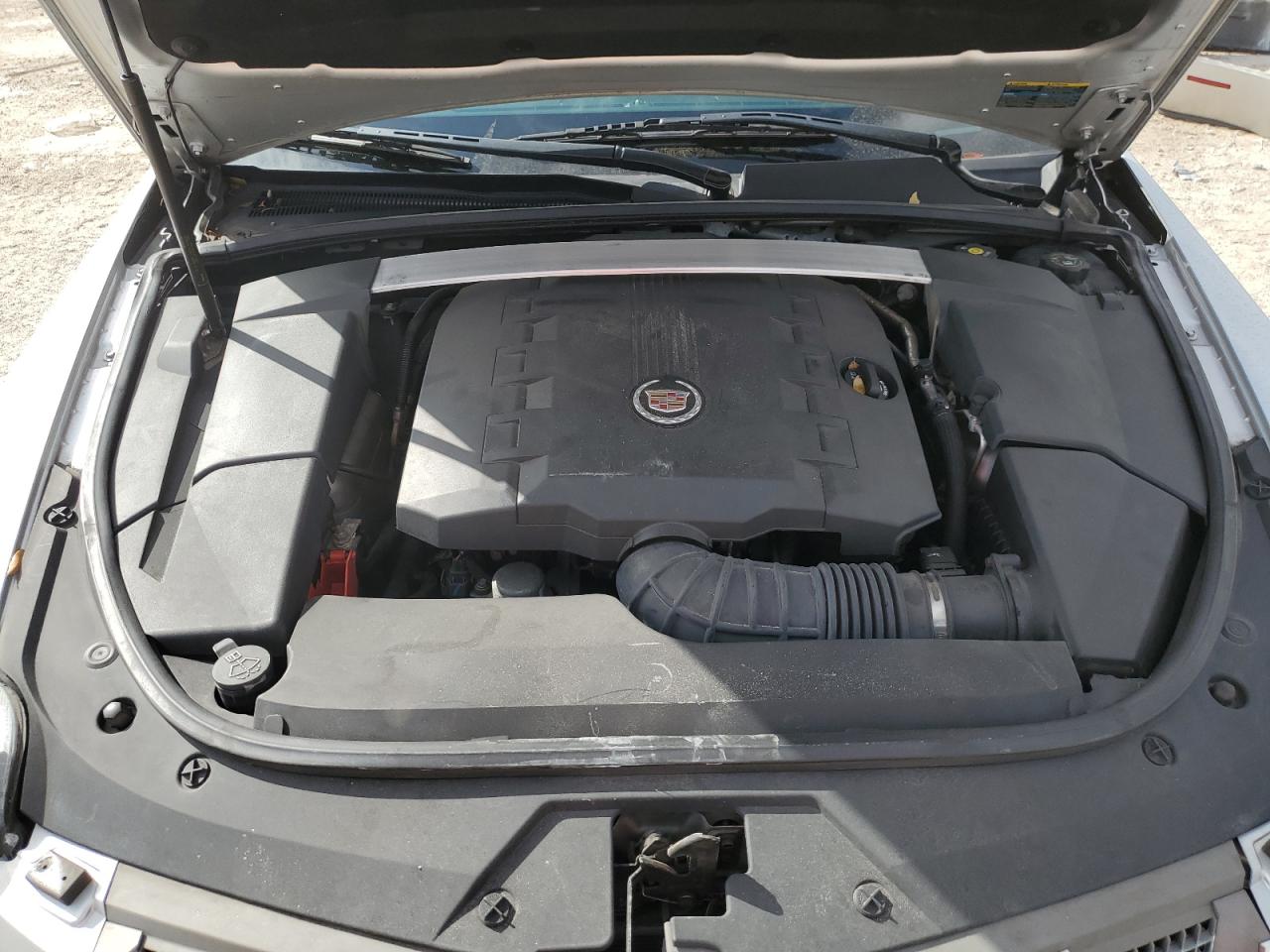 2010 Cadillac CTS - Image 11