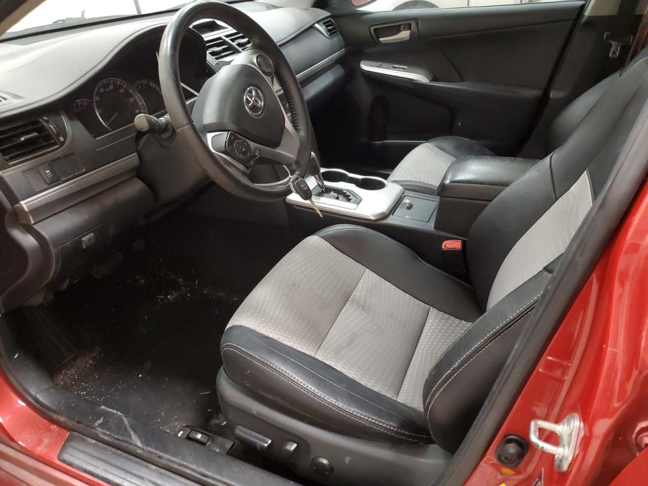 2013 Toyota Camry - Image 7