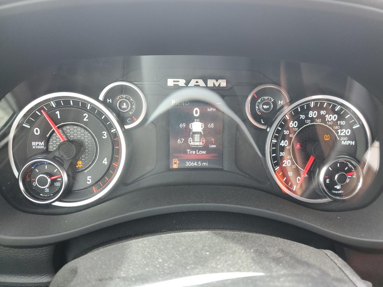 2024 Ram 2500 Tradesman VIN: 3C6UR5HL8RG395452 Lot: 49342615