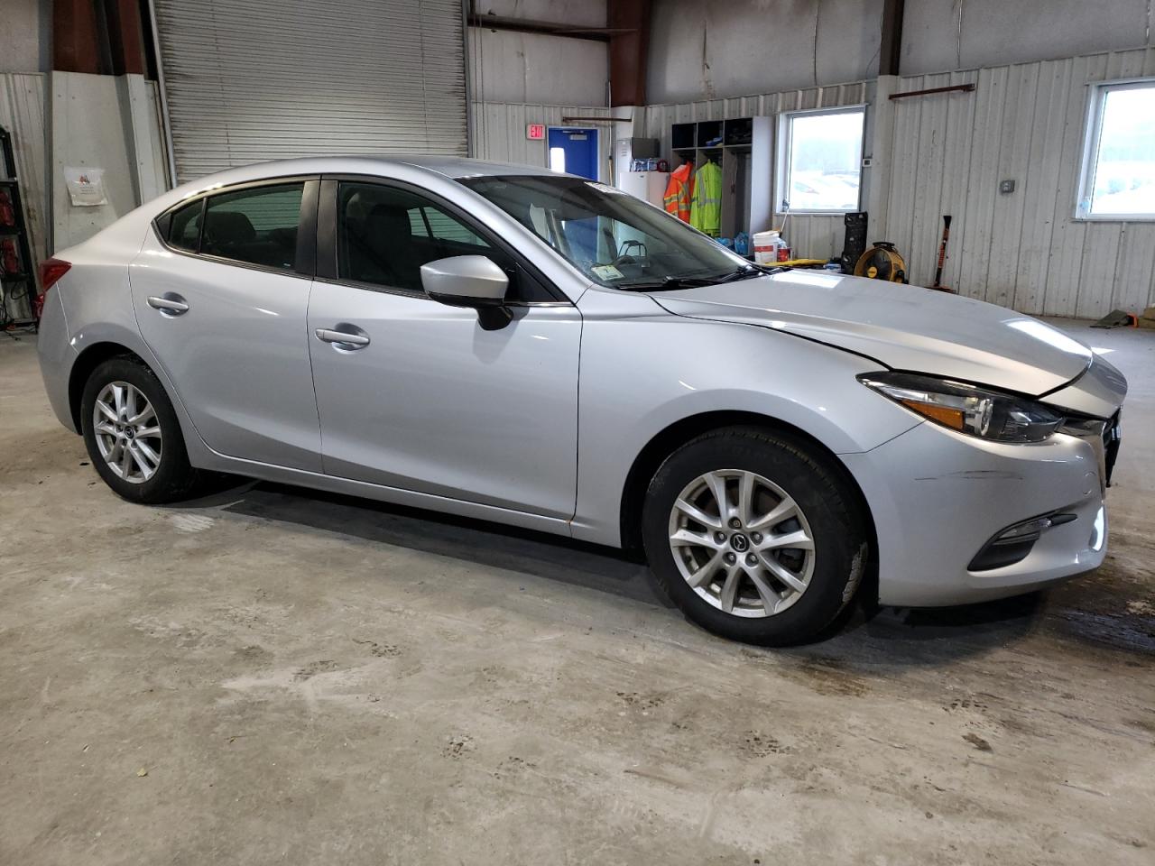 2017 Mazda 3 - Image 4