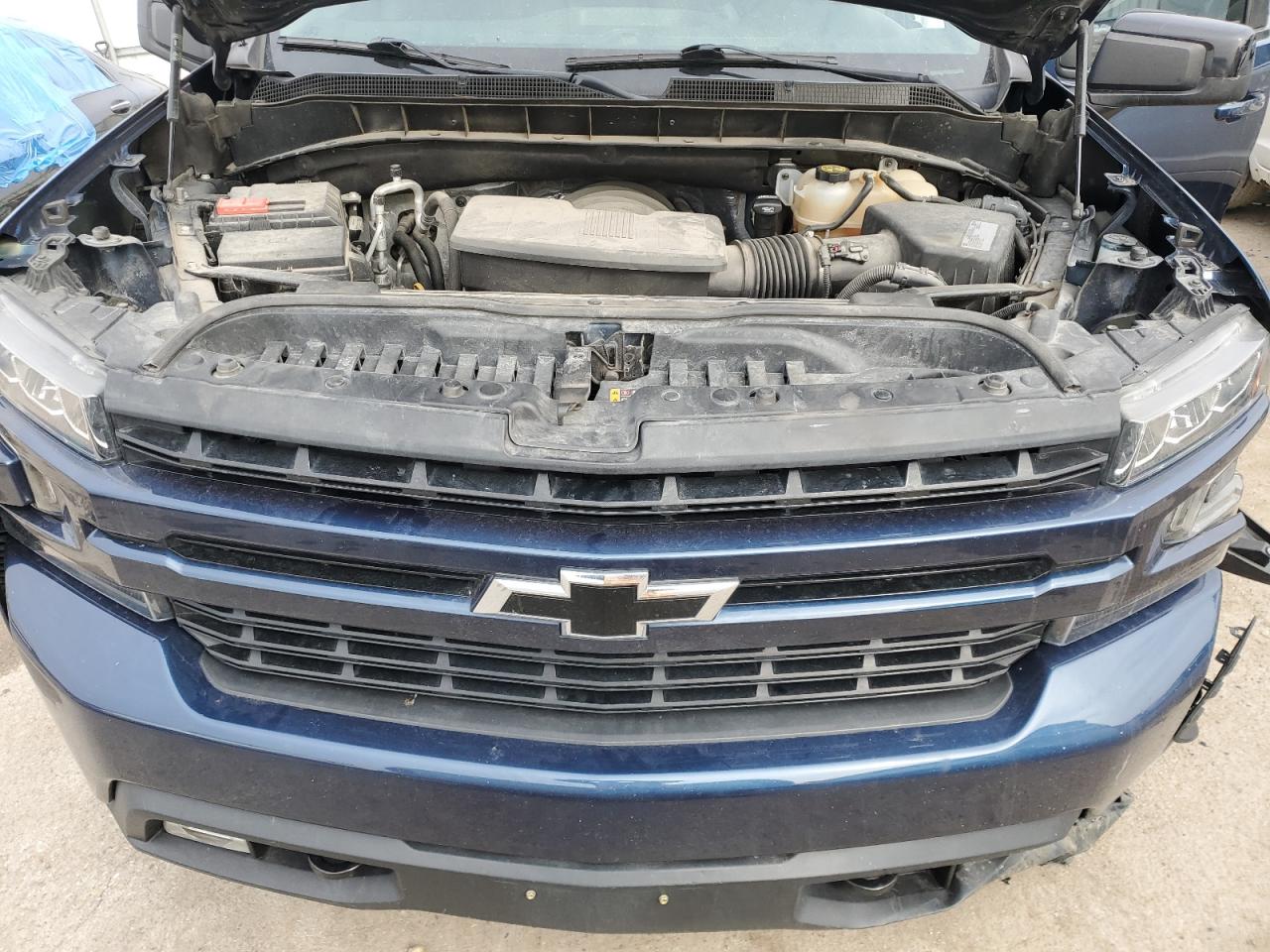 2019 Chevrolet Silverado - Image 12