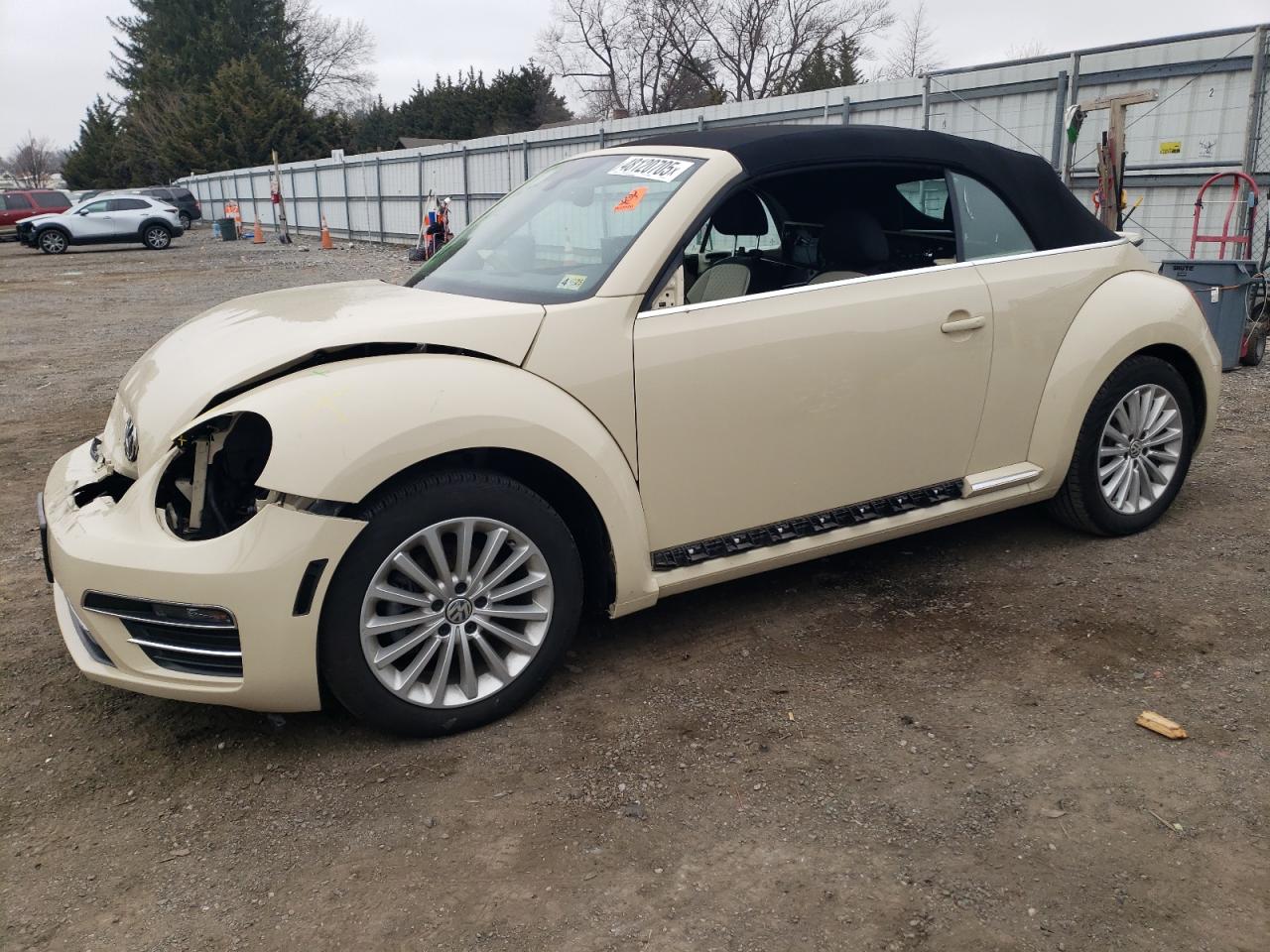 2019 Volkswagen Beetle - Image 1