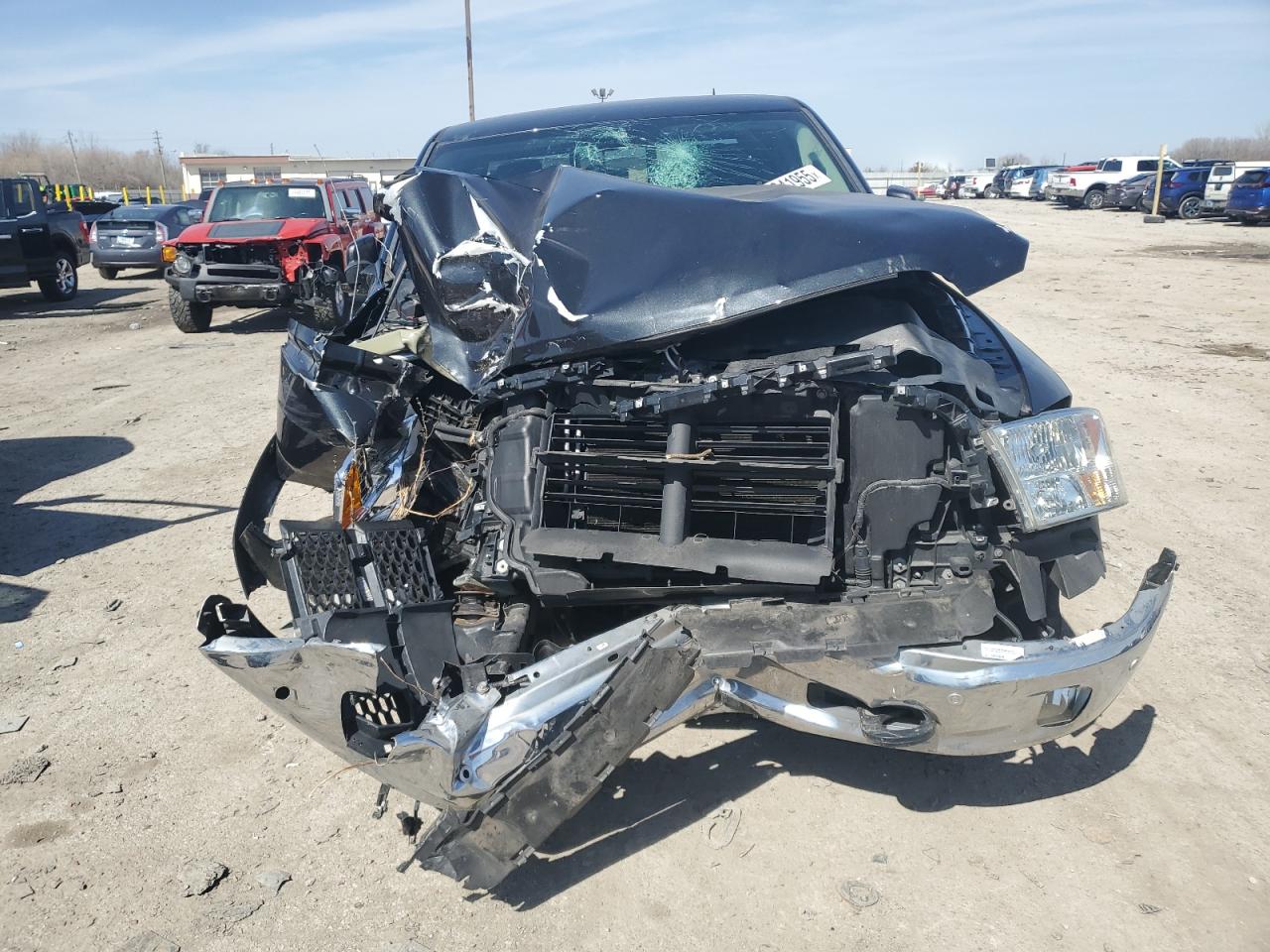 2016 RAM 1500 - Image 5