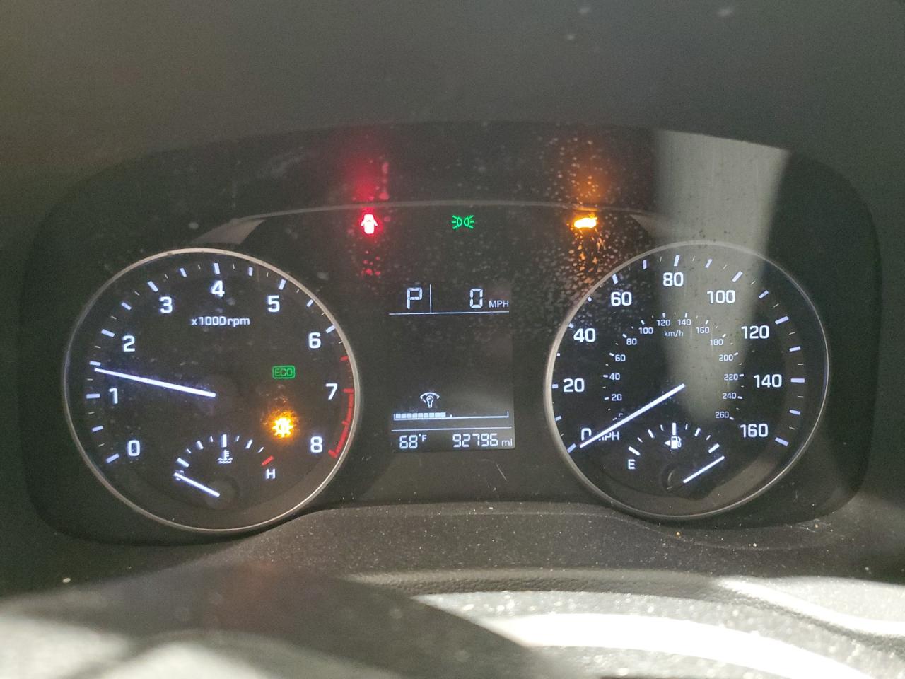 2017 Hyundai Elantra - Image 9