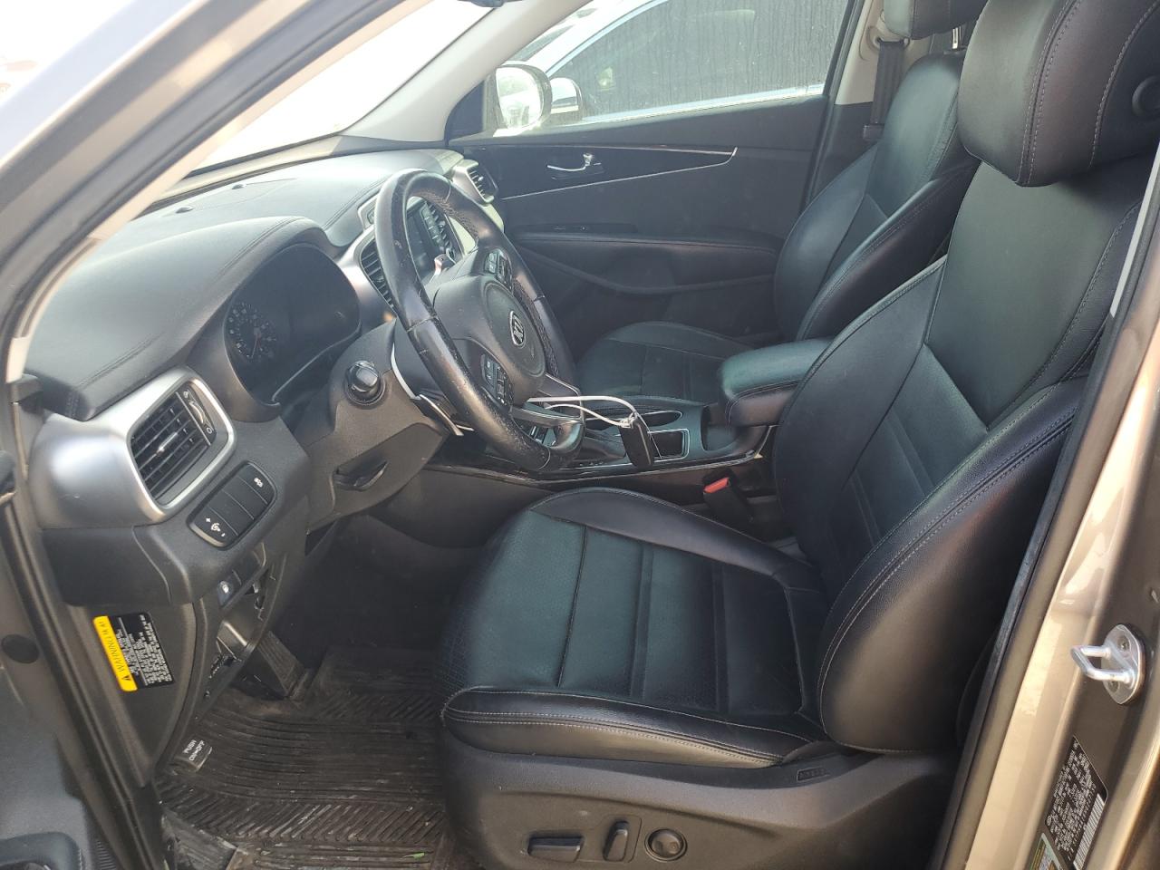 2017 Kia Sorento - Image 7