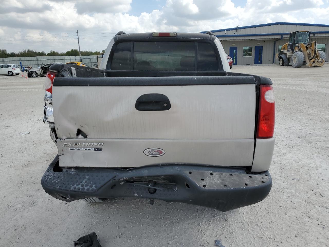 2003 Ford Explorer - Image 6