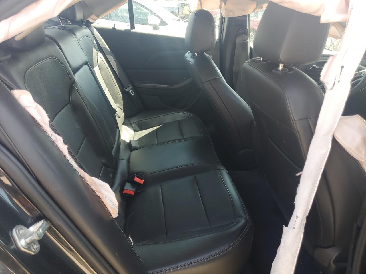 2014 Chevrolet Malibu - Image 10