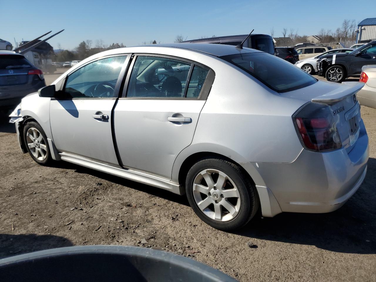 2011 Nissan Sentra - Image 2