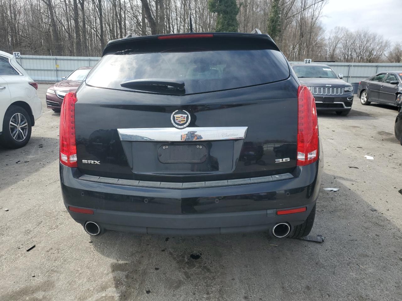 2012 Cadillac SRX - Image 6