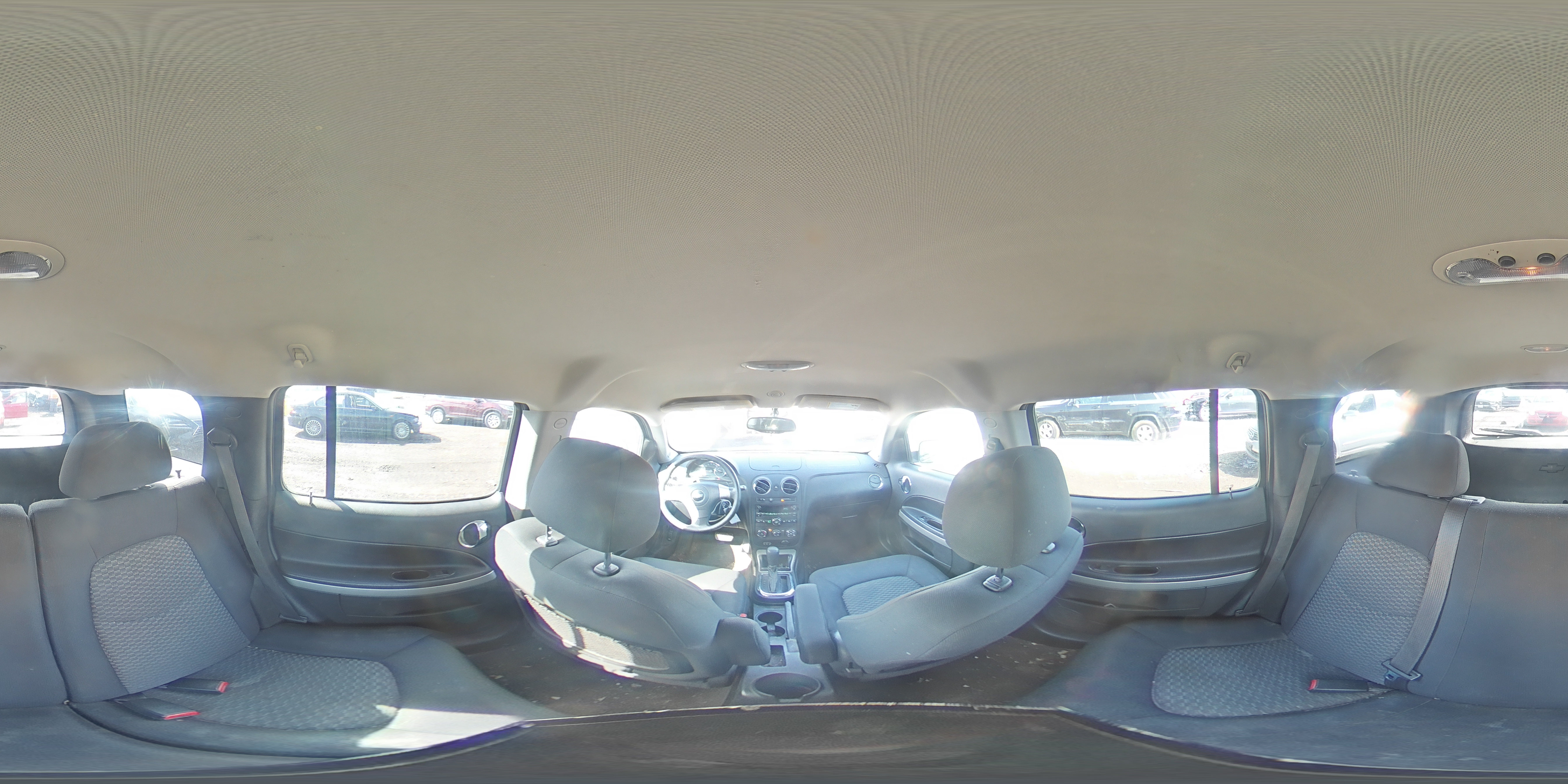 2010 Chevrolet HHR - Image 13