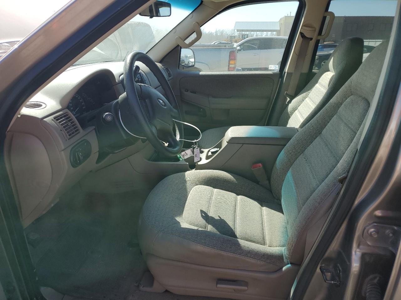 2002 Ford Explorer - Image 7